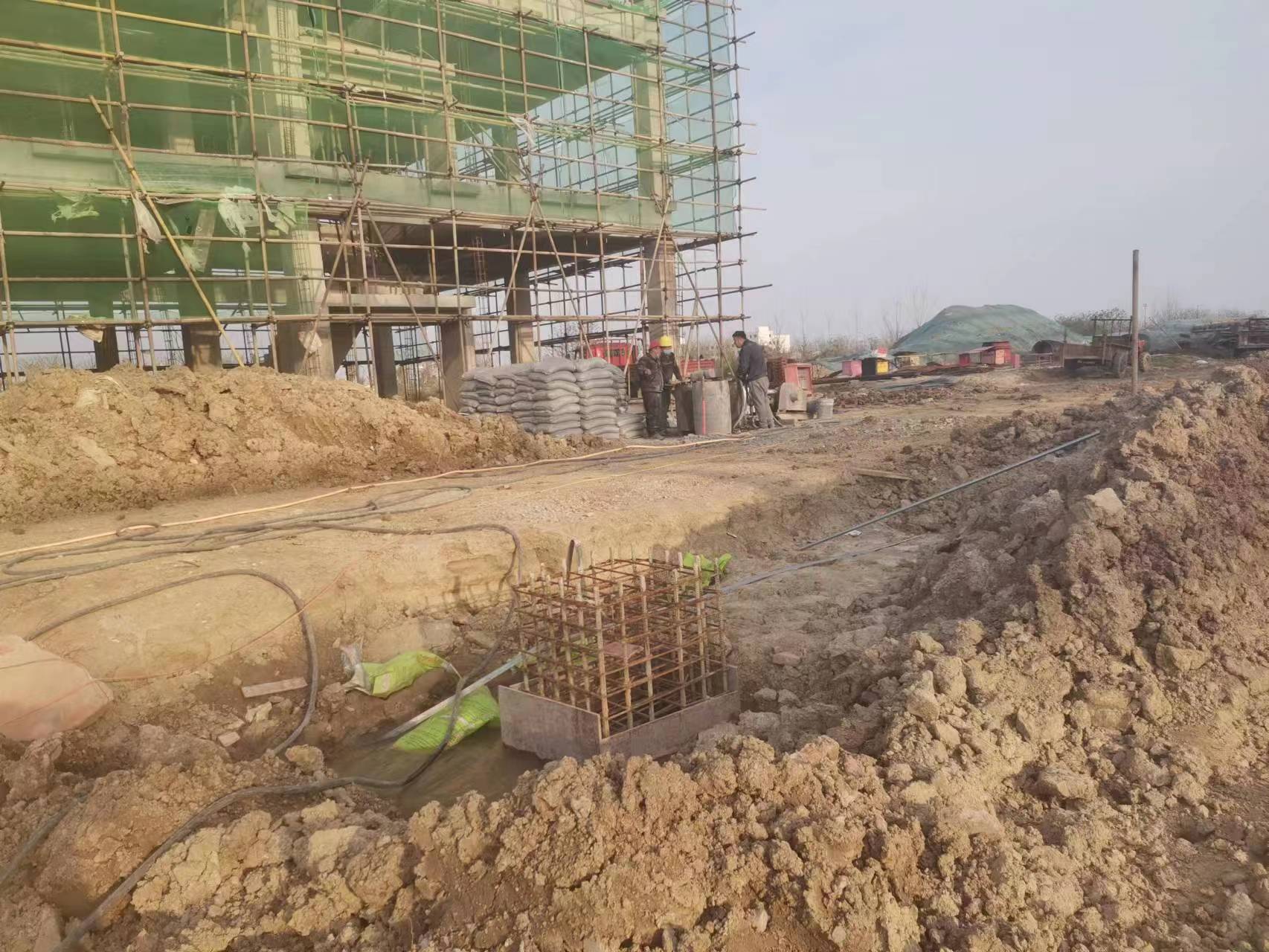 丰镇当桥梁出现裂缝的时候应该及时加固修补